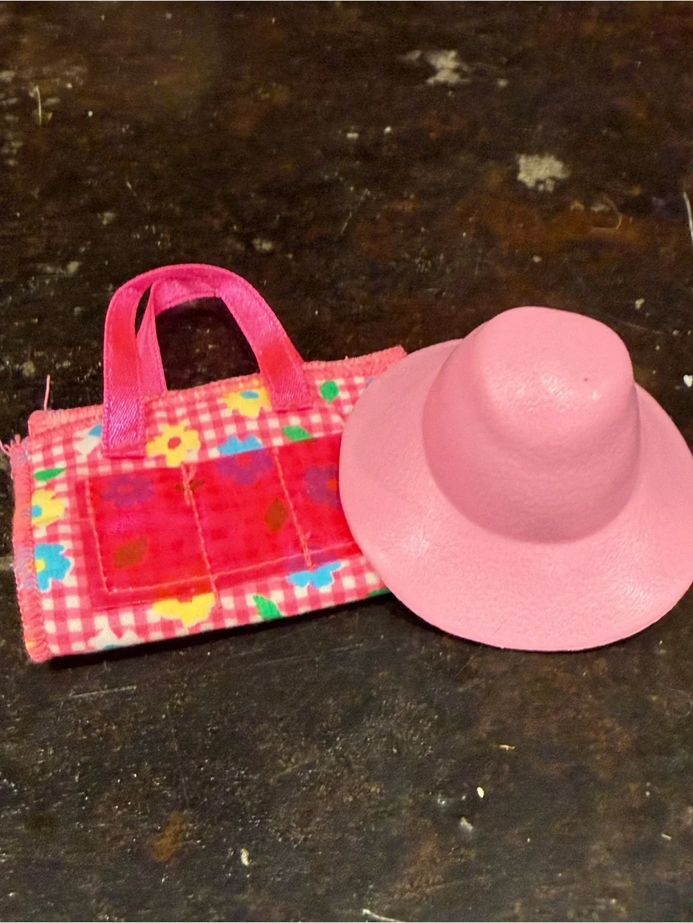 Barbie Vinatge pink beach hat & bag